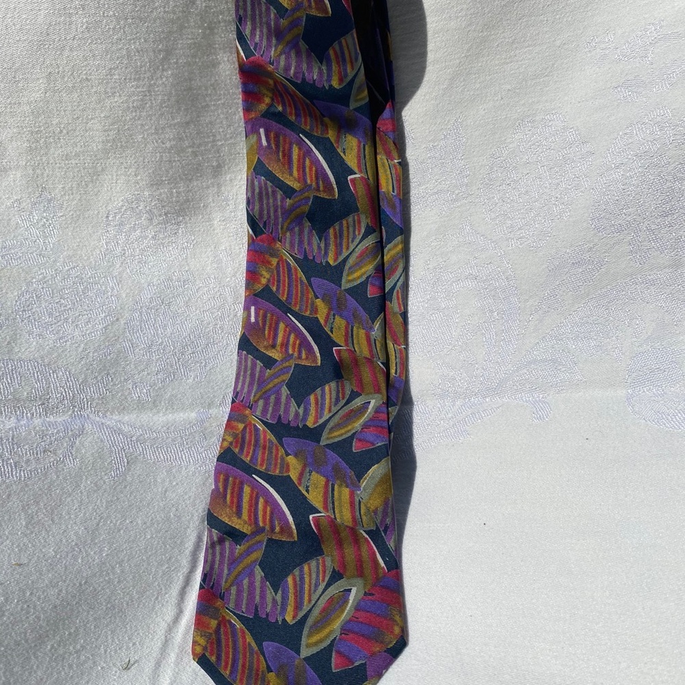 VINTAGE Patterned Necktie